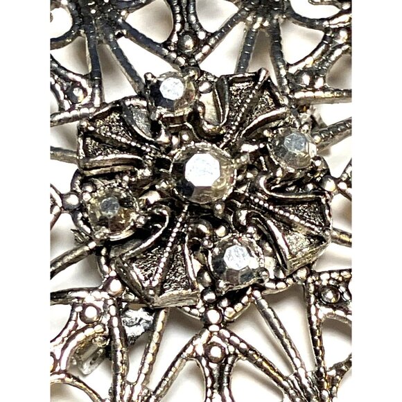 Filigree Brooch 1.7 in Pin Jewelry Silvertone Rhinestones - Picture 9 of 9